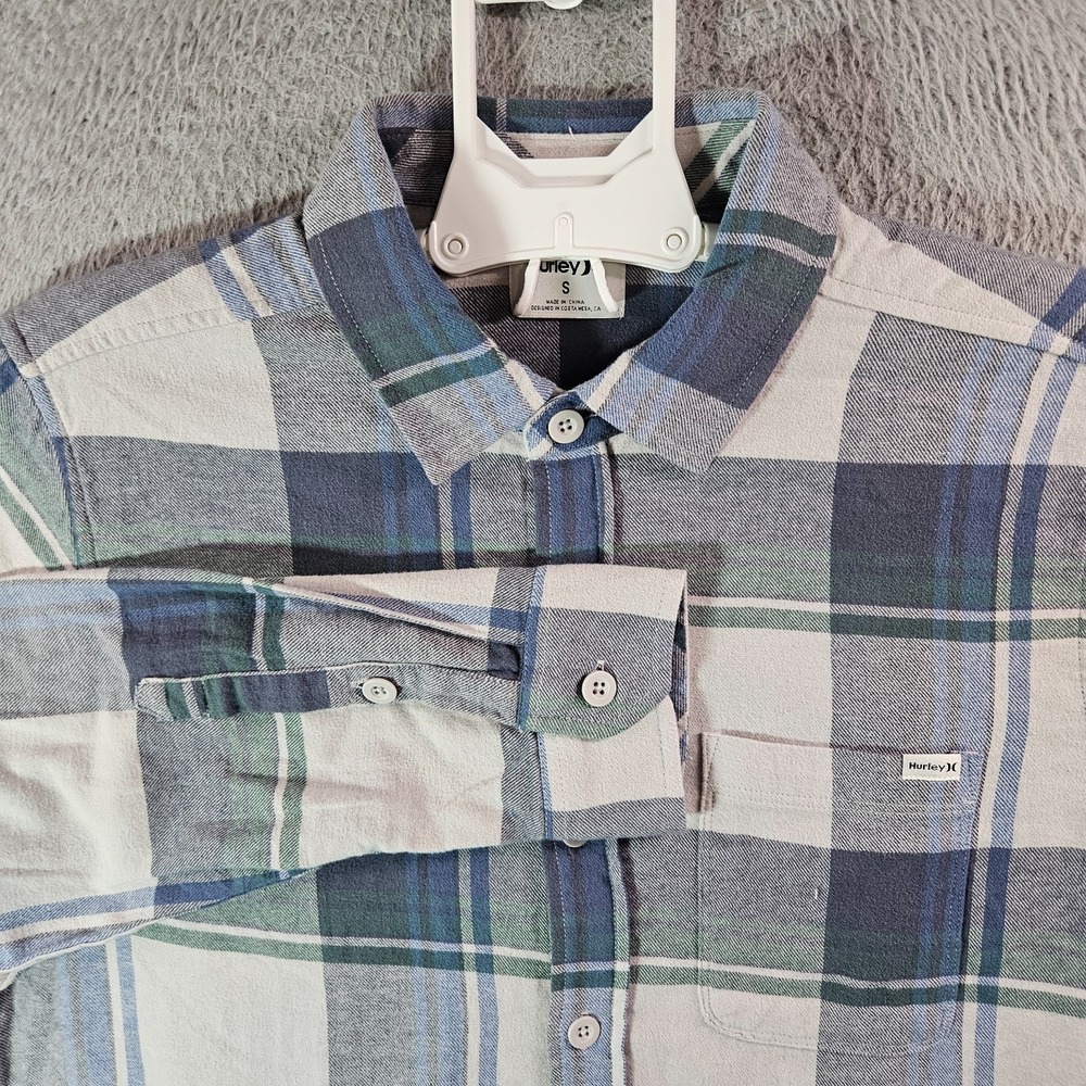 NEW Hurley Flannel Shirt Men Small Button Organic Cotton Gray Striped